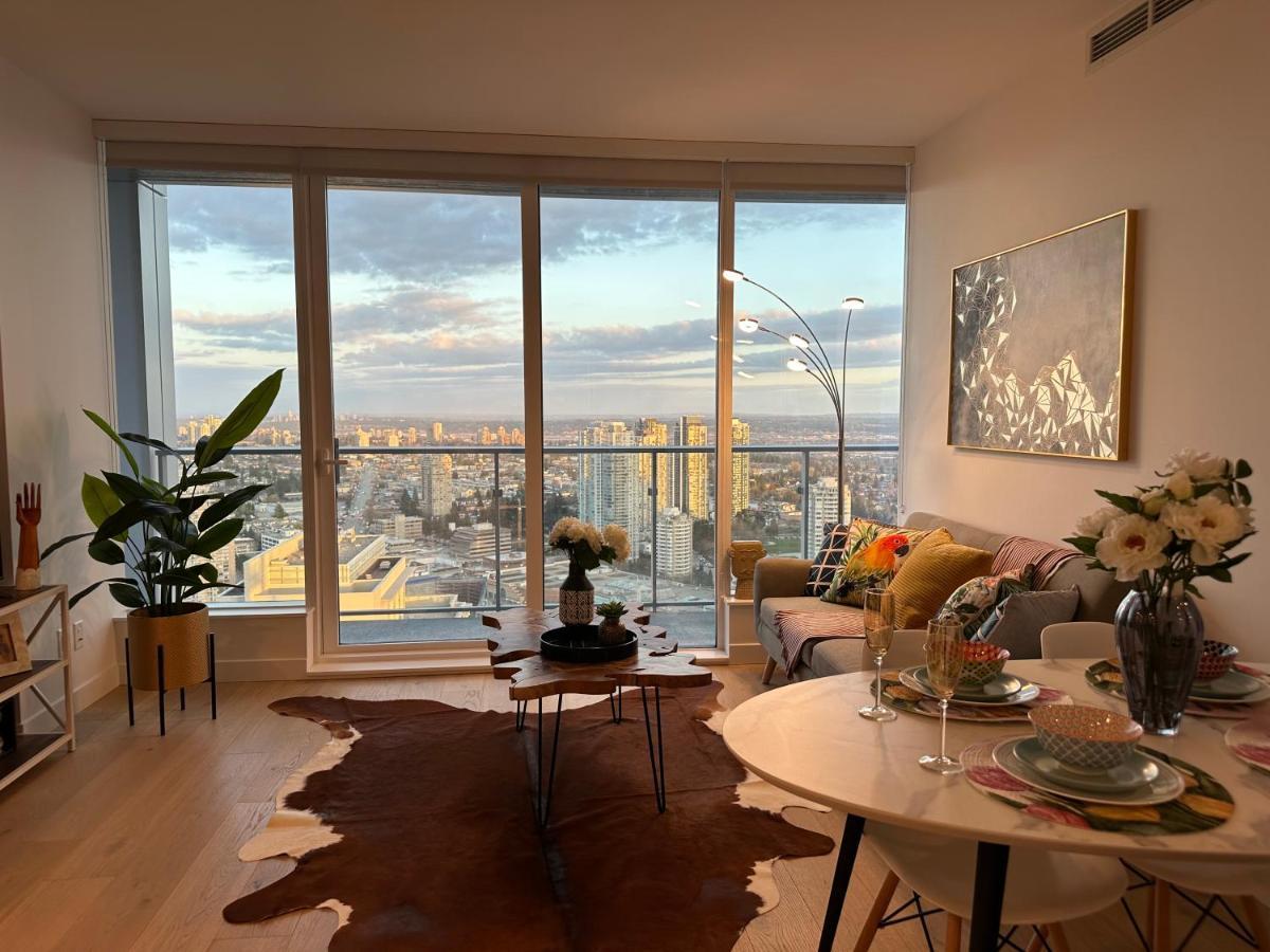 Metro Central Incredible Stylish & Cozy Burnaby Extérieur photo