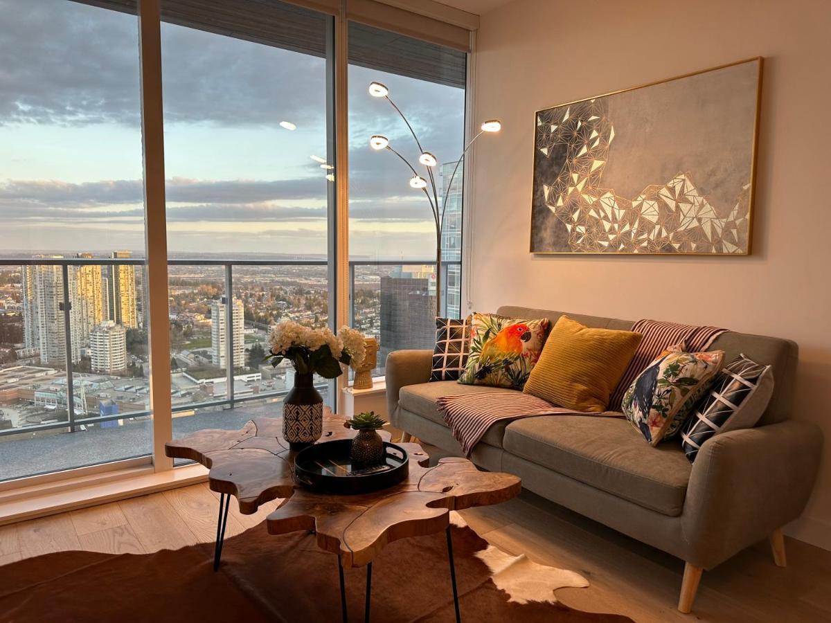 Metro Central Incredible Stylish & Cozy Burnaby Extérieur photo